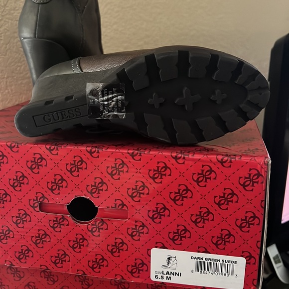 Guess Lanni Faux Fur  Wedges Boots. - Picture 7 of 7